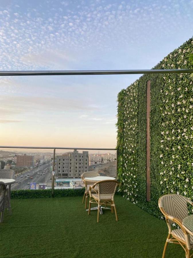 فندق ذكـرى Thekra Hotel ターイフ エクステリア 写真